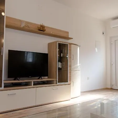 Apartment With A Parking Space Kastel Novi, - 22378